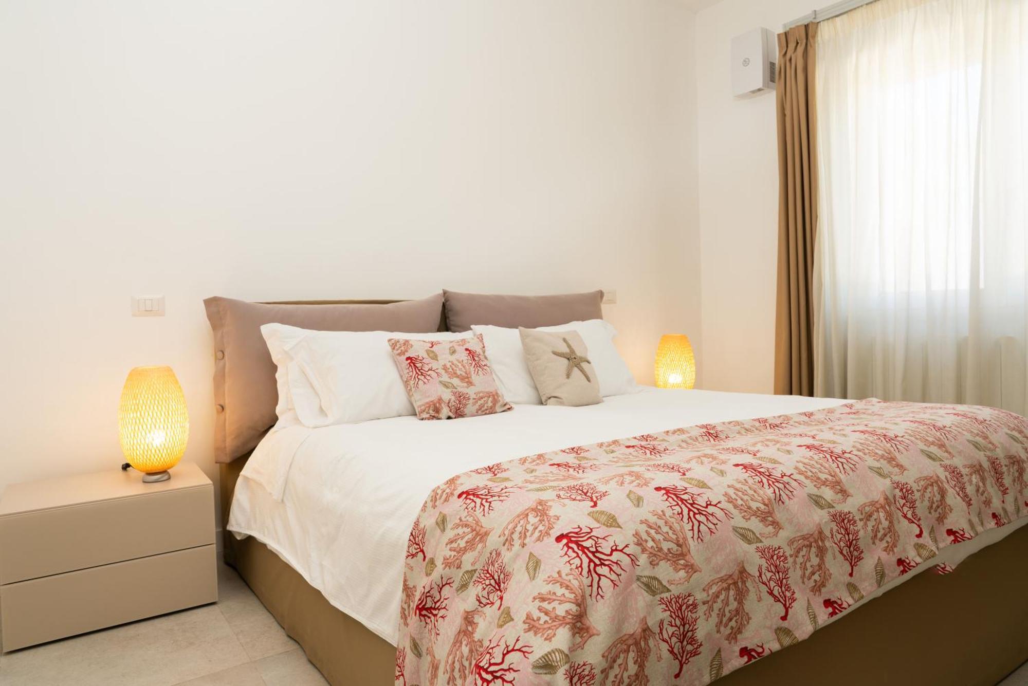 Villa Elena By Ortigia Apartments فانوسا المظهر الخارجي الصورة