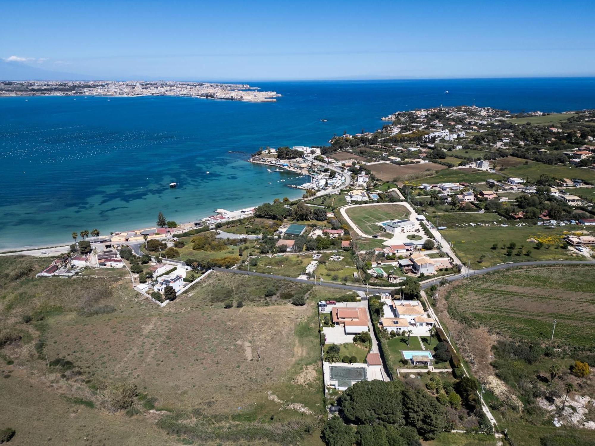 Villa Elena By Ortigia Apartments فانوسا المظهر الخارجي الصورة
