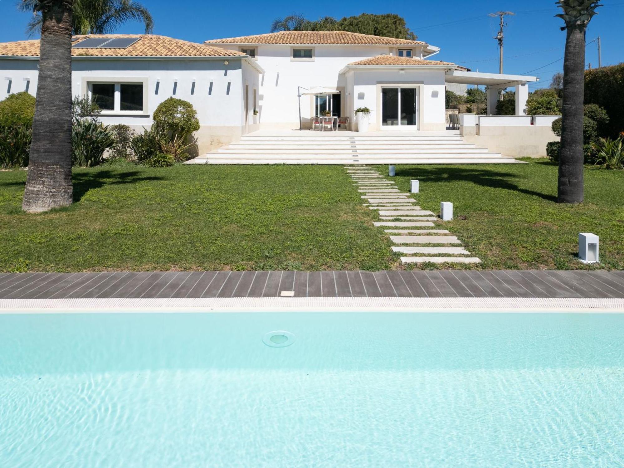Villa Elena By Ortigia Apartments فانوسا المظهر الخارجي الصورة