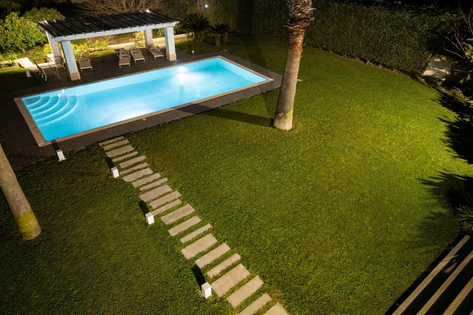 Villa Elena By Ortigia Apartments فانوسا المظهر الخارجي الصورة